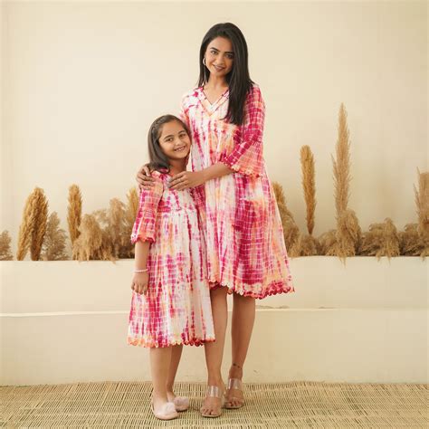 Pink Radiance Tie-Dye Mom and Daughter Cotton Dresses – Fashiana