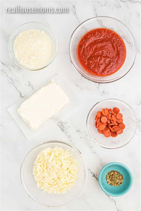 Crock Pot Pizza Dip