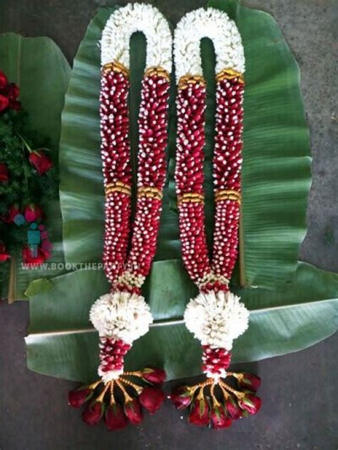 Rose petals with Dagar Flowers Garland-Specialitems | BookTheParty.in