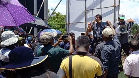 SEP member outlines socialist program to 2,000 striking workers in Sri ...