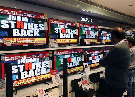 caste and class diversity in indian media and democracy