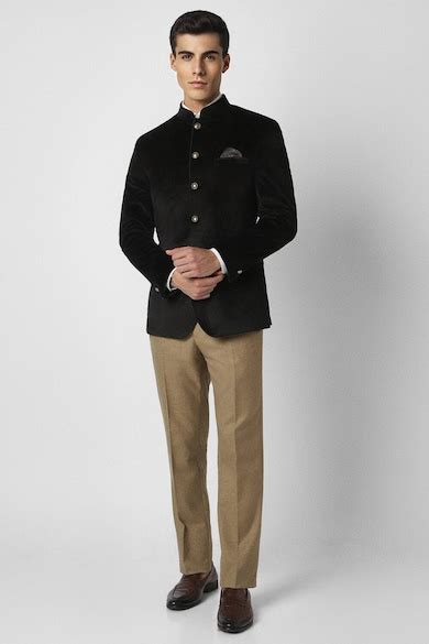 Buy Men Black Solid Slim Fit Party Blazer Online - 951013 | Van Heusen