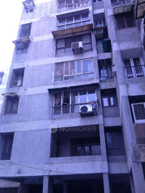 Bathla Apartment in I.P.Extension, Delhi- Reviews, Photos, Amenities ...