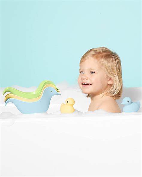 Buy Simple Joys by Carter's Baby Duck Rinse Cups and Squirties Bath Toy ...