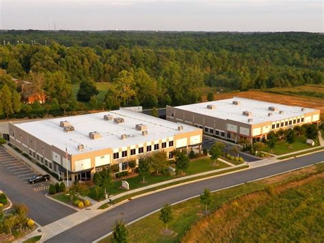 Structure Medical Office Photos | Glassdoor