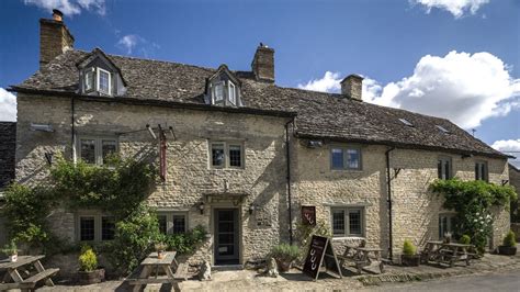 The Three Horseshoes, Asthall - The Oxford Magazine