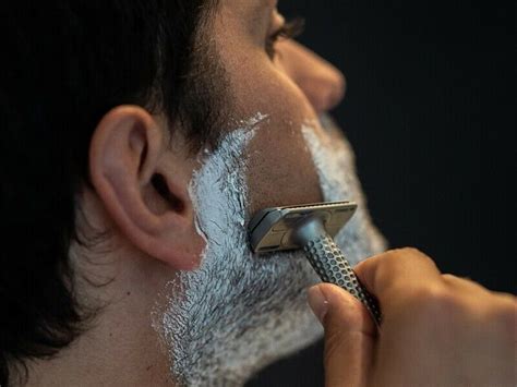 High-End Stainless Steel Razors : adjustable safety razor