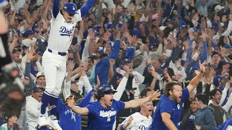 Dodgers' 18-inning World Series Game 3 win is one for the ages