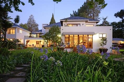 Beautiful hideaway in Johannesburg - Review of Hyde Park Guest House ...