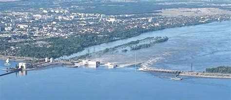 乌克兰一水电站大坝被毁，引发洪水！俄乌互相指责系对方所为_卡霍夫卡_供水_赫尔松