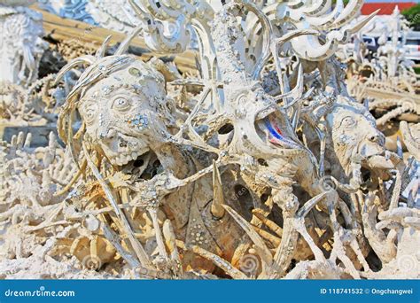 Wat Rong Khun  White Temple