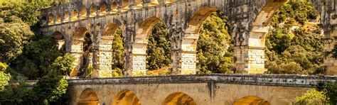 Holiday Accommodation & Lettings in Mus from ₹5,569 | HomeToGo