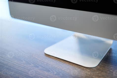 Computer Monitor Office Corporate 的图像结果