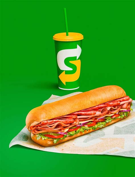 赛百味 subway 快餐-罐头图库