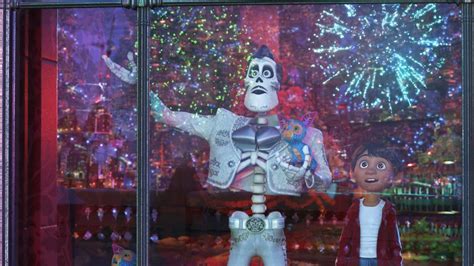 Coco Movie Clips 的图像结果