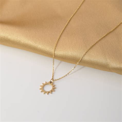 Gold Sun Pendant Necklace | Necklace |Palmonas – PALMONAS