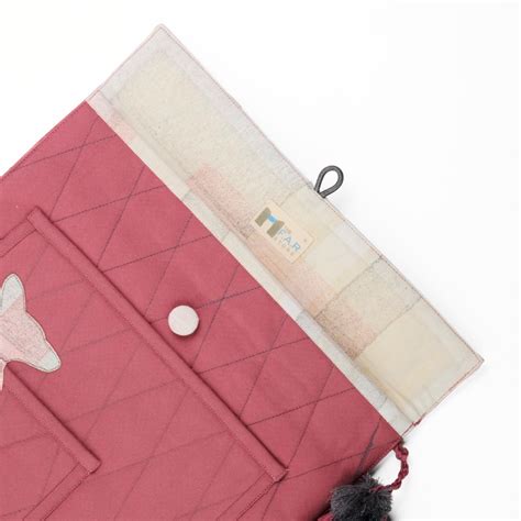 Gond Folk Kangaroo - Pink Laptop Sleeve