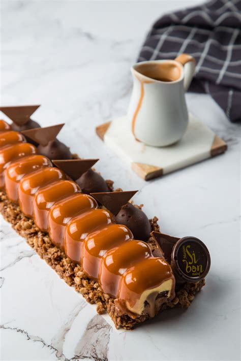 Crispy Caramel French Pastry