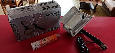 Sonia B4 Continuous Video Light with 1000 Watt Halogen Tube for Video ...