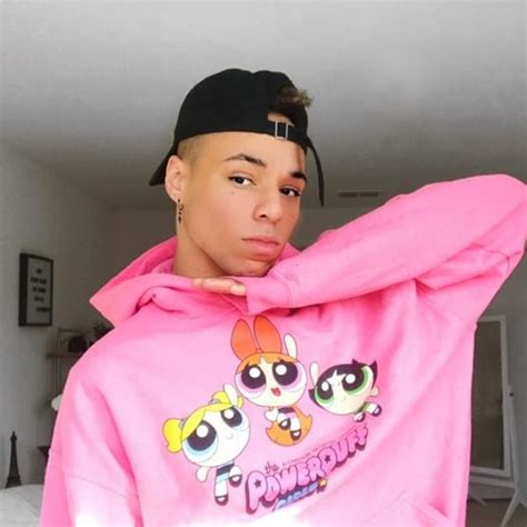 Larray First Place 的图像结果