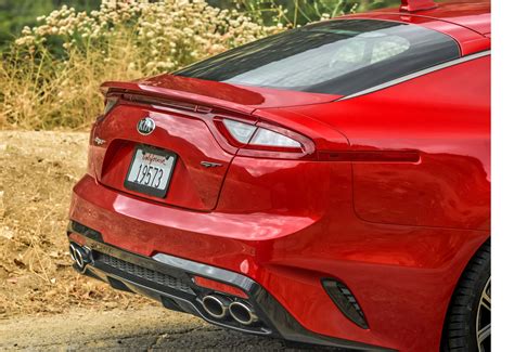 Kia Stinger 2018 bakal terjah pasaran Amerika – hadir dengan enjin 2.0L Turbo 255 hp dan 3.3L V6 ...