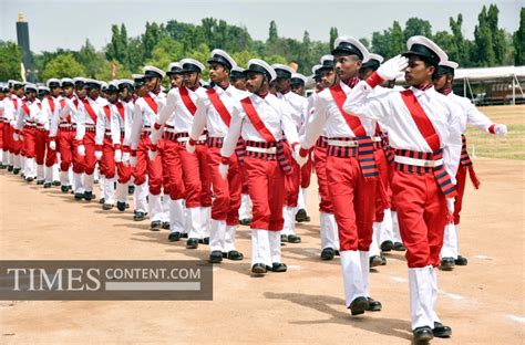Telangana Formation Day News Photo Policemen full dress...