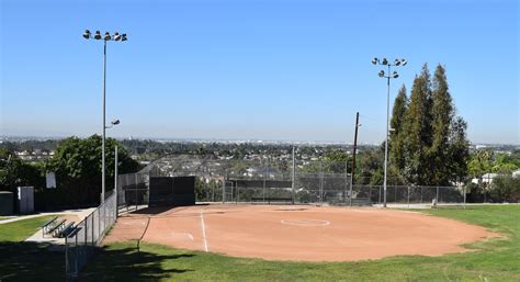 Facilities • La Loma Park