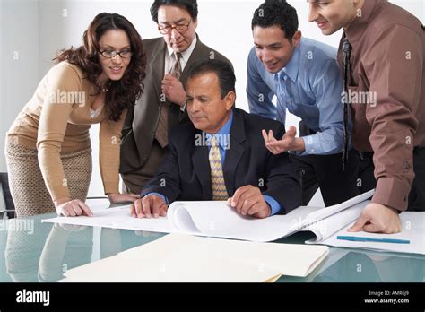 Bussiness People Meeting 的图像结果