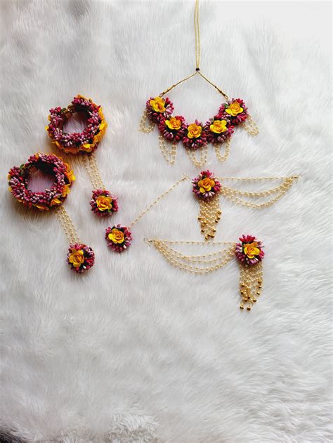 Buy Flower Jewellery Set Online | For Haldi, Mehndi & Baby Shower ...
