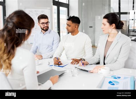 Job Recruiting 的图像结果