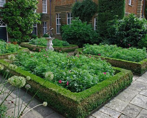 30 BEST Places to Visit in Northampton - UPDATED 2023 (with Photos ...