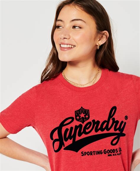 VINTAGE SCRIPT STYLE COLL TEE