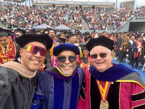 Good vibes 🤟🏾 | Yann Abdourazakou, Ph.D.