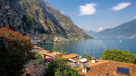 Hotels in Limone sul Garda from ₹ 6,785 - Find Cheap Hotels with momondo