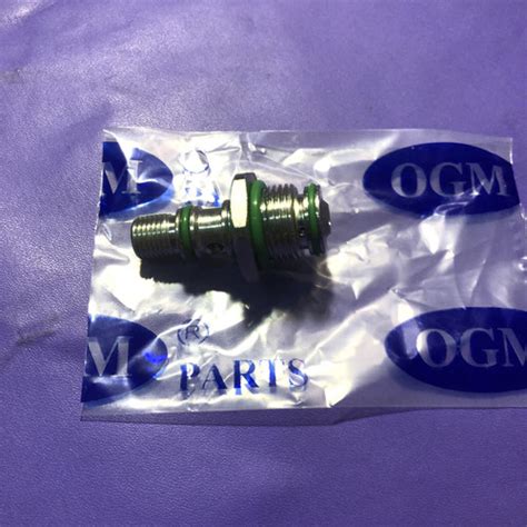 Jual Baut Pompa Power Steering PANTHER 2.5(MINIBUS/PICKUP) - Kota ...