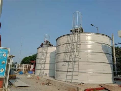 Water Storage Tank - Water Storage Tanks Trader - Retailer from Vadodara