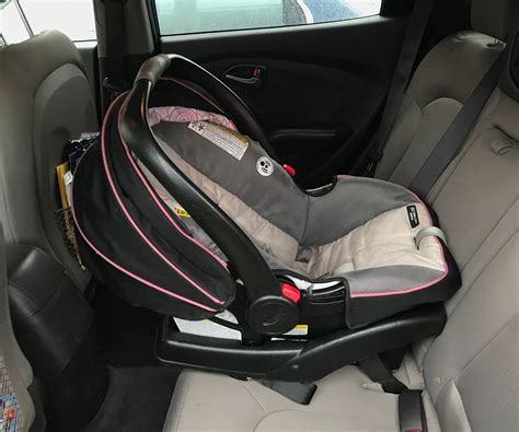 How to Properly Install an Infant Car Seat : 8 Steps (with Pictures) - Instructables