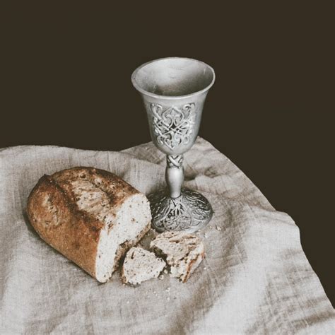 Episode 33: Catholic vs. Protestant: The Eucharist/Communion – Let's ...