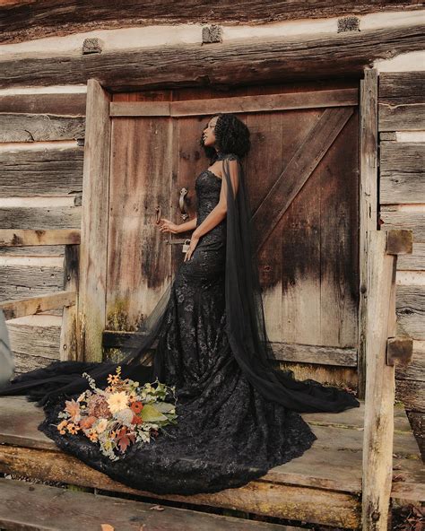 3-in-1 Black Wedding Dress | Gothic A-Line & Mermaid Styles