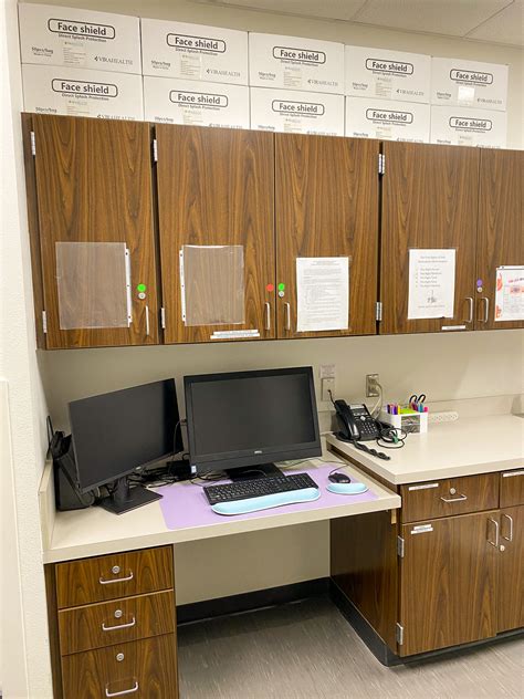 10 Soft Nursing Jobs - Maddie Deer