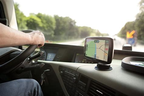 GPS Tracking Unit Installation 的图像结果