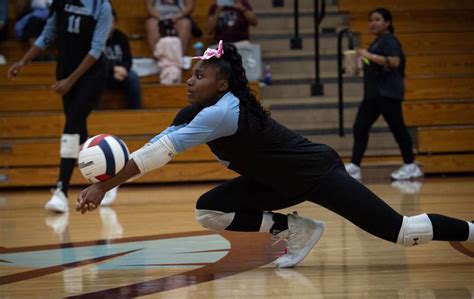 Photos: Kankakee vs. Bloom, volleyball – Shaw Local