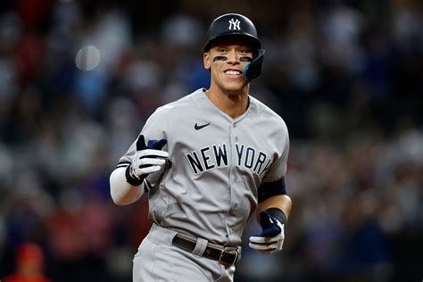 Aaron Judge Baseball 的图像结果