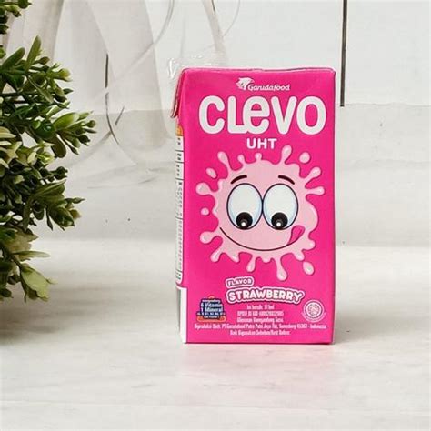 Jual Clevo Susu UHT Rasa Strawberry 115 ml 1 Dus (30 pcs) - Kota Bekasi ...