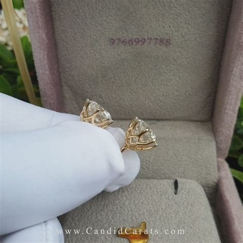 Elegant Lab-Grown Solitaire Ear Studs | IGI Certified Solitaires ...