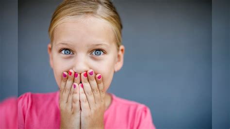 Hiccups: ಏನೇ ಮಾಡಿದ್ರೂ ಬಿಕ್ಕಳಿಕೆ ನಿಲ್ಲುತ್ತಿಲ್ವ ಇಲ್ಲಿದೆ ಸೂಪರ್ ಟಿಪ್ಸ್ ...