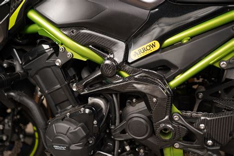 Premium Carbon Fiber Frame Covers for Kawasaki Z900 – RLZ Motorsports