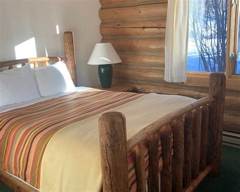 DORNAN'S SPUR RANCH CABINS (Moose) - Ranch Reviews & Photos - Tripadvisor