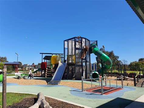 Play at the Park 的图像结果