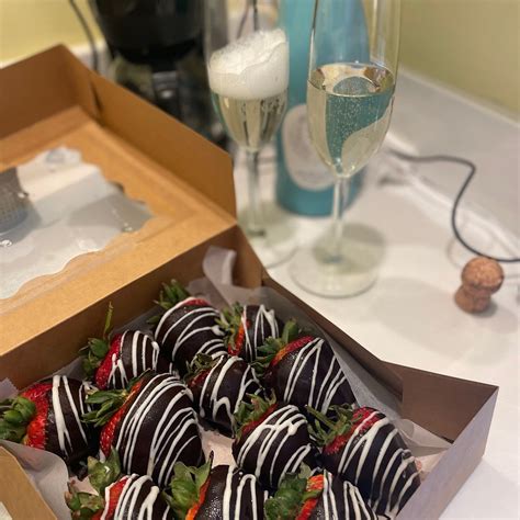 THE SUNSET INN (Sunset Beach) - B&B Reviews, Photos, Rate Comparison ...